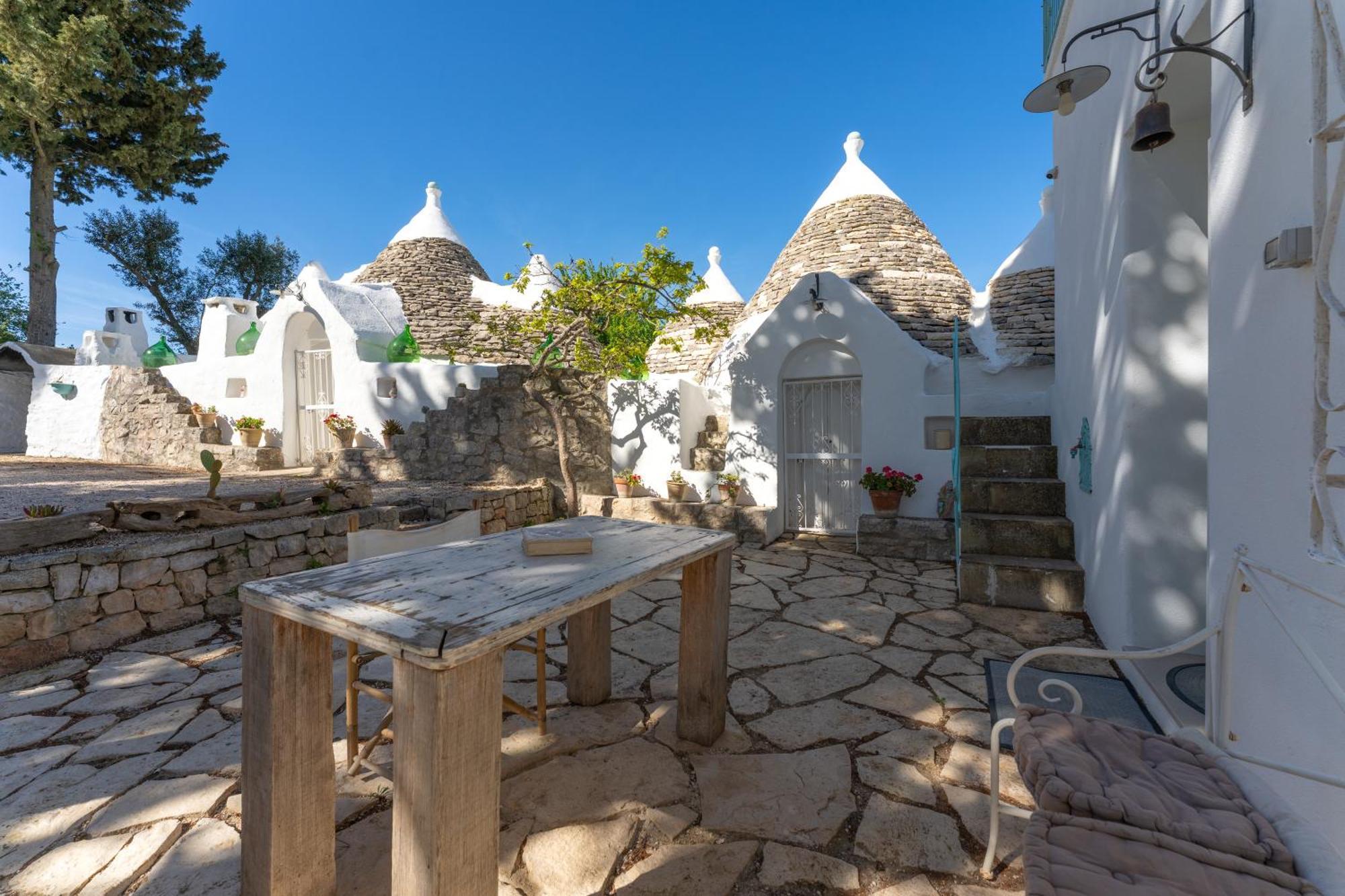 Вилла Trullo Turchese Fabiola Челье-Мессапика Экстерьер фото