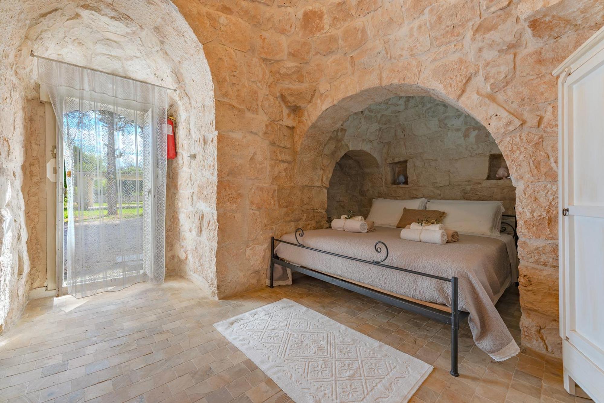 Вилла Trullo Turchese Fabiola Челье-Мессапика Экстерьер фото
